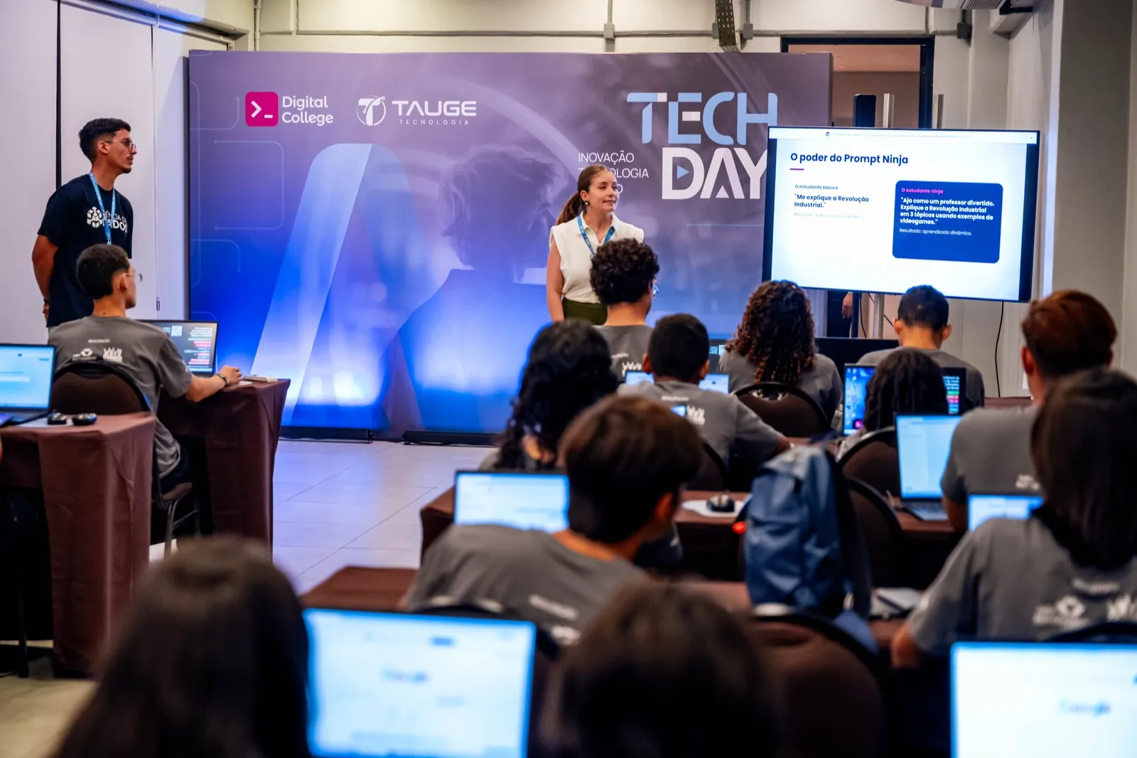 Participantes da oficina da Digital College no Tech Day 2026